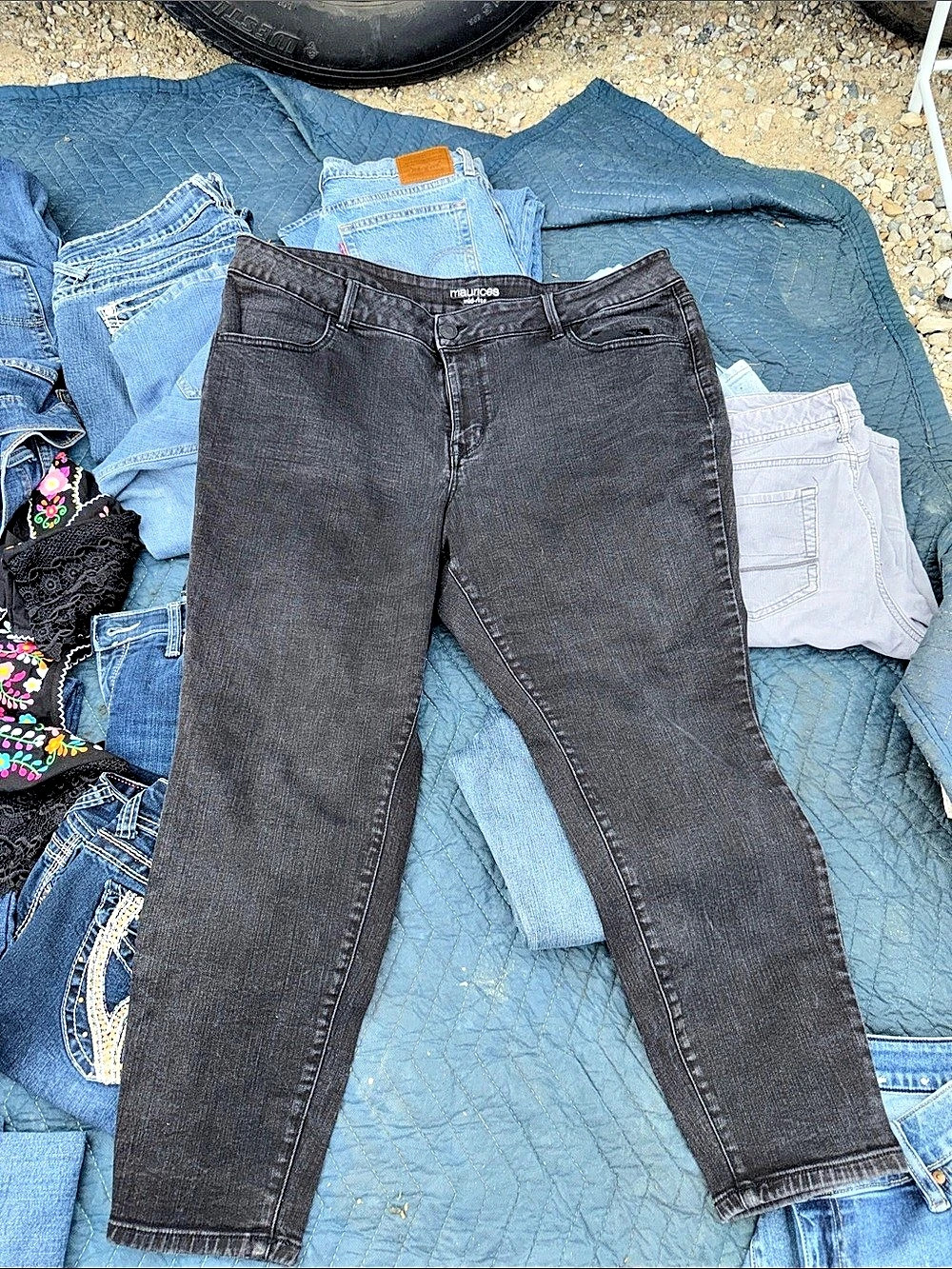 Maurices Mid-Rise Straight Leg Jeans Black 22W Short